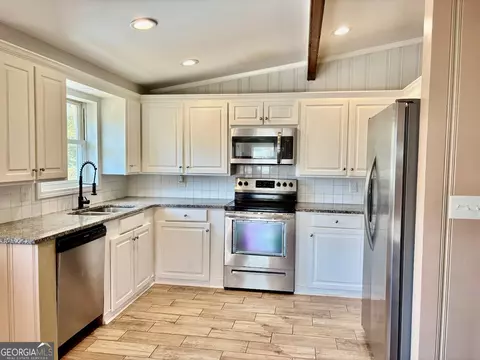 Kitchen - 119 Robertson Rd, Lagrange, GA 30241 photo 1 of 2