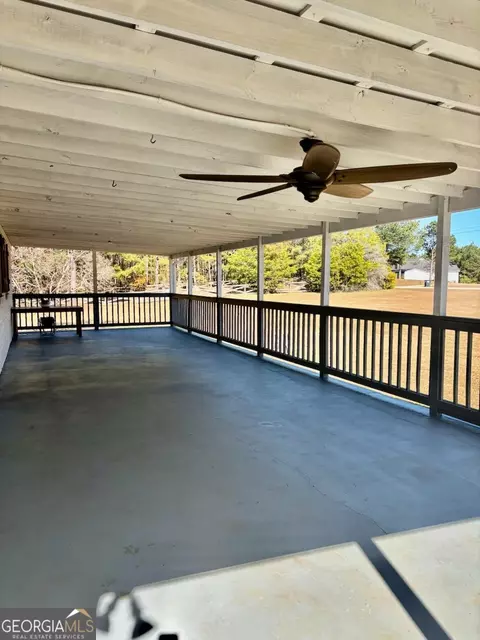 Exterior - 119 Robertson Rd, Lagrange, GA 30241 photo 3 of 4