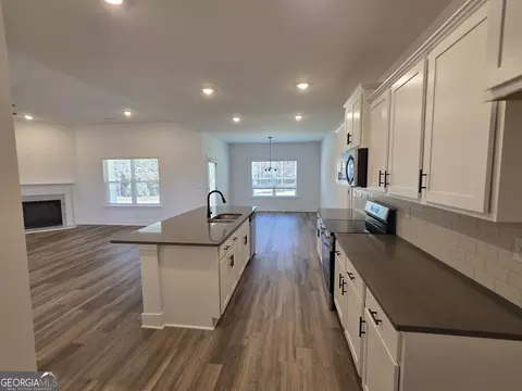 141 Harbor Dr, Macon, GA 31220 photo 2