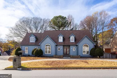 3910 Spalding Bluff Dr, Peachtree Corners, GA 30092