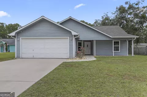 214 Lake Forest Dr S, Kingsland, GA 31548