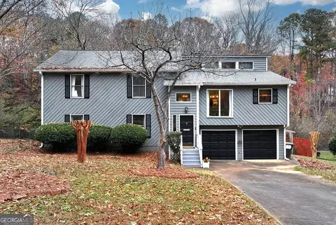 1140 Reading Dr NW, Acworth, GA 30102