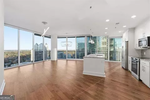 1080 Peachtree St NE #2603, Atlanta, GA 30309