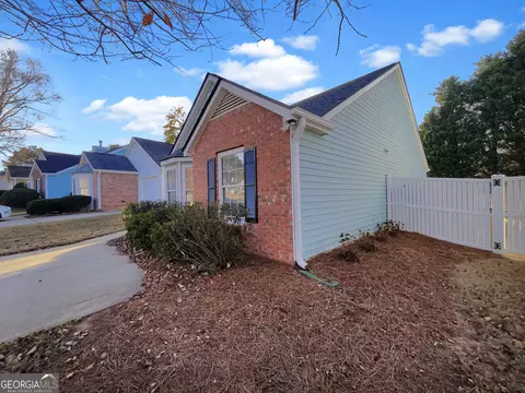 4014 White Owl Ct, Duluth, GA 30097 photo 4