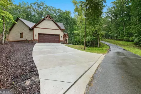 228 Sleepy Hollow Cir, Jasper, GA 30143