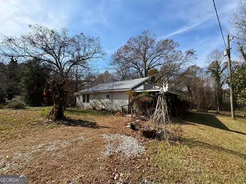 120 Jacks Dr, Lula, GA 30554