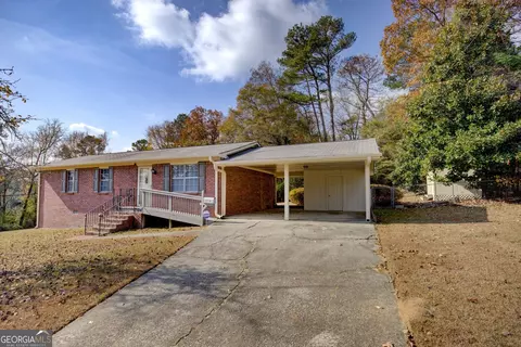 2258 Pinetree Ln NE, Conyers, GA 30012