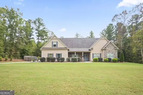 198 Austin Storey Cir, Newnan, GA 30263
