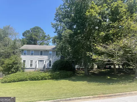 920 Sugar Creek Dr SE, Conyers, GA 30094