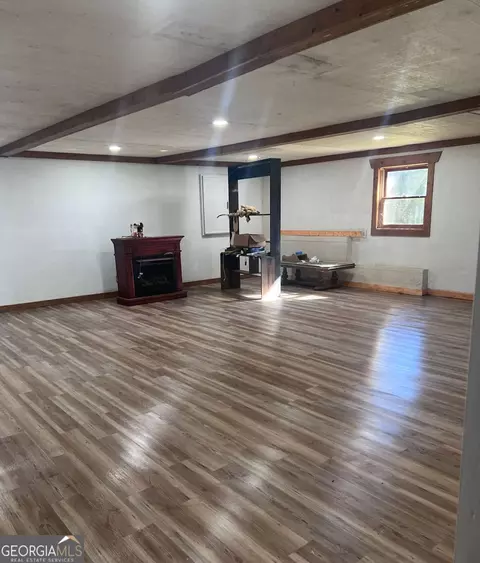 Living - 910 Brushtown Rd, Cisco, GA 30708 photo 3 of 5