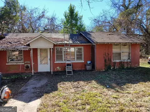 909 Johnson St, Macon, GA 31217