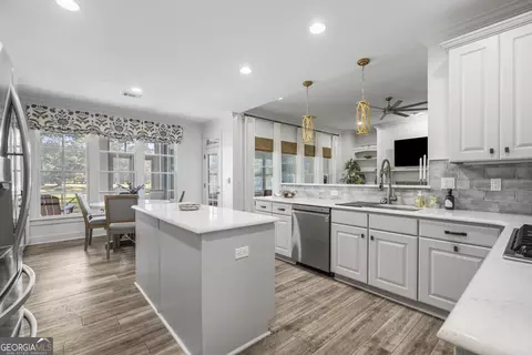 Kitchen - Undisclosed, Pine Mountain, GA 31822 photo 2 of 4