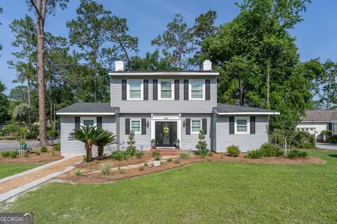 1101 Cherokee Dr, Waycross, GA 31501
