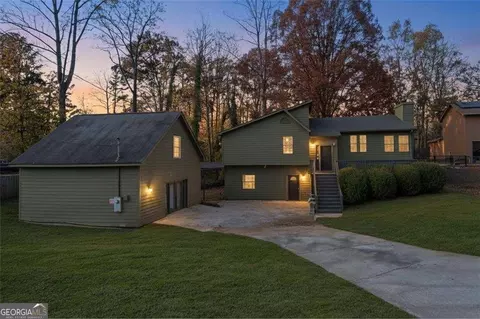 159 W Putnam Ferry Rd, Woodstock, GA 30189