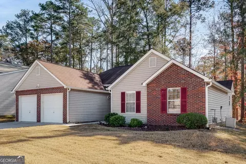 1174 Drawbridge Dr, Riverdale, GA 30296