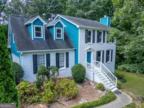 3052 Glynn Mill Dr, Snellville, GA 30039