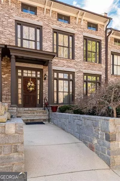 1605 Ridenour Pkwy, Kennesaw, GA 30152