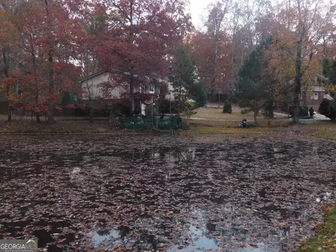 2273 Hampton Trl SE, Conyers, GA 30013 photo 3