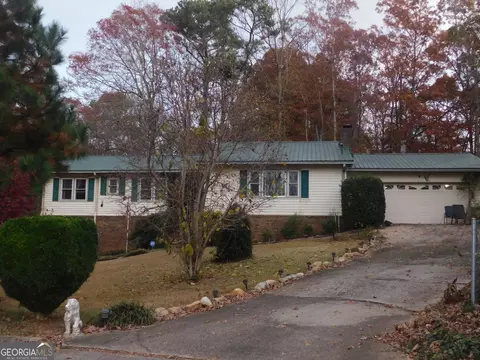 2273 Hampton Trl SE, Conyers, GA 30013 photo 2