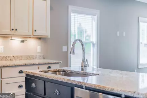 159 Lancaster, Douglas, GA 31535 photo 6