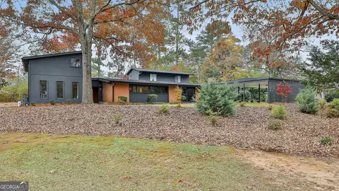 511 E Boyd Rd, Hogansville, GA 30230