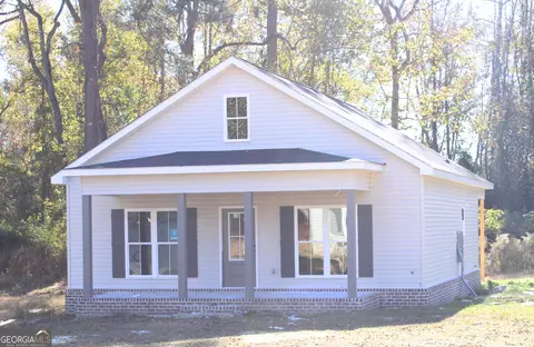 130 Woods Ave, Portal, GA 30450