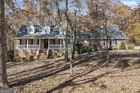 1628 Melody Ln, Elberton, GA 30635