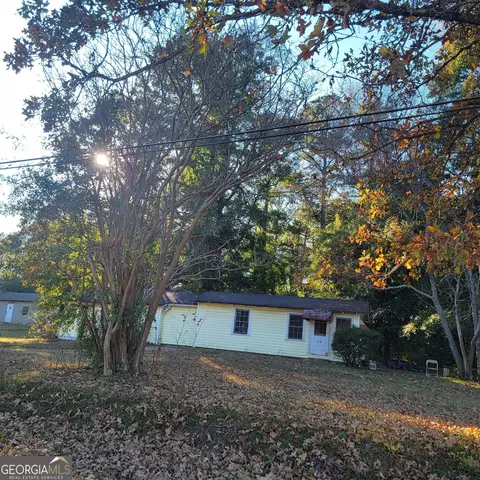 156 Pine Cir, Lagrange, GA 30241 photo 4