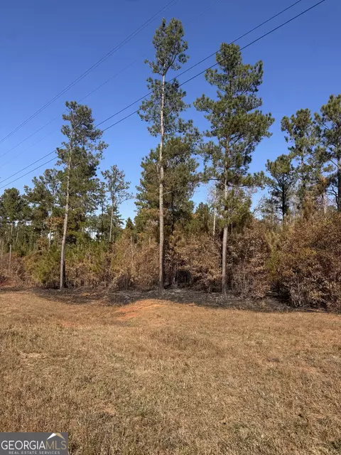 4517 Hwy 18, West Point, GA 31833