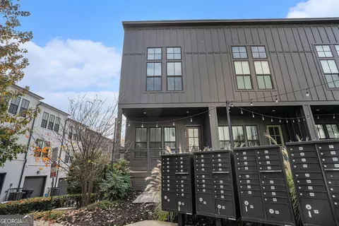 903 Brees Ct, Atlanta, GA 30318