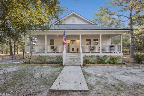 4493 Lawrence Church Rd, Pembroke, GA 31321