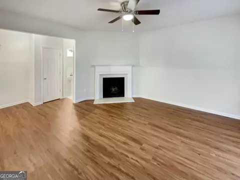 Living - 11569 Kades Trl, Hampton, GA 30228 photo 2 of 5