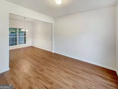 Living - 11569 Kades Trl, Hampton, GA 30228 photo 4 of 5