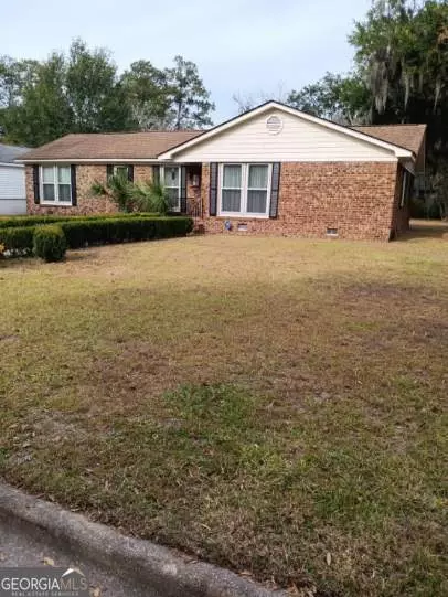1848 Cokesbury Dr, Savannah, GA 31406