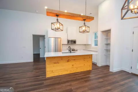 Kitchen - 108 Spring Valley Dr, Lagrange, GA 30240 photo 1 of 2