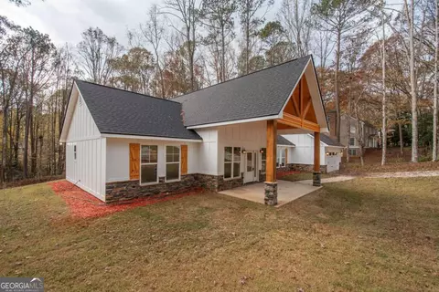 Exterior - 108 Spring Valley Dr, Lagrange, GA 30240 photo 3 of 16