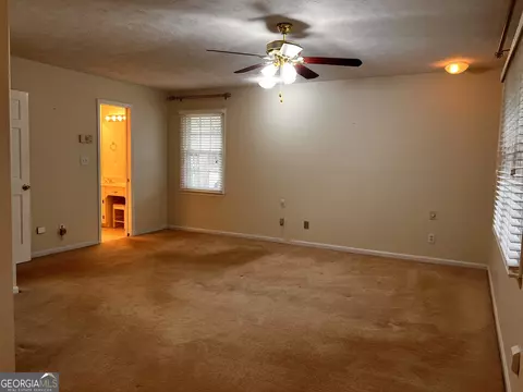 Living - 24 N Brooks Rd, Lagrange, GA 30240 photo 4 of 4