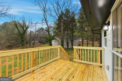 Exterior - 1499 E Tugalo St, Toccoa, GA 30577 photo 3 of 4