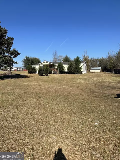 892 Reynolds Rd, Folkston, GA 31537