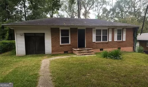 678 Quaker St SW, Atlanta, GA 30315