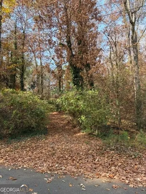 110 Robin Rd SE, Marietta, GA 30067