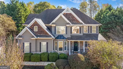 148 Montvale Dr, Hoschton, GA 30548