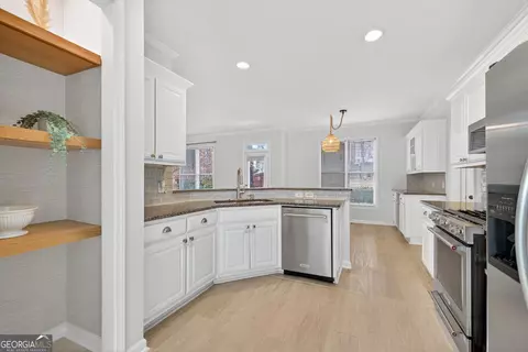Kitchen - 2592 White Aster Ln, Dacula, GA 30019 photo 1 of 6