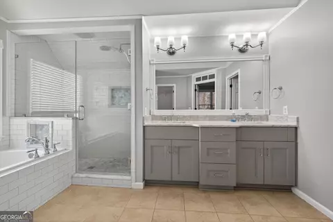 Bath - 2592 White Aster Ln, Dacula, GA 30019 photo 3 of 7