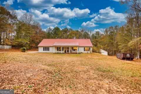 225 Ewing Dr, Social Circle, GA 30025