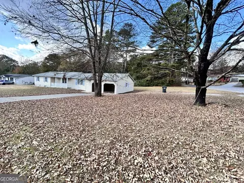 3014 Kathy Ln NW, Conyers, GA 30012