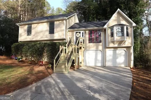 4405 Lakeside Hills Pt, Kennesaw, GA 30144