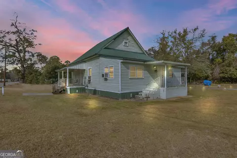 1702 Albany Ave, Waycross, GA 31503