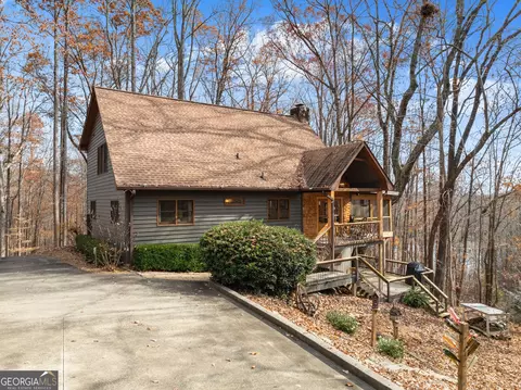 315 N Lake Dr, Sautee Nacoochee, GA 30571