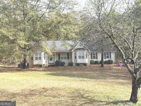 170 Ashley Trace Dr, Locust Grove, GA 30248